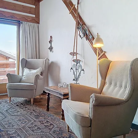 Lichen 8 アパート